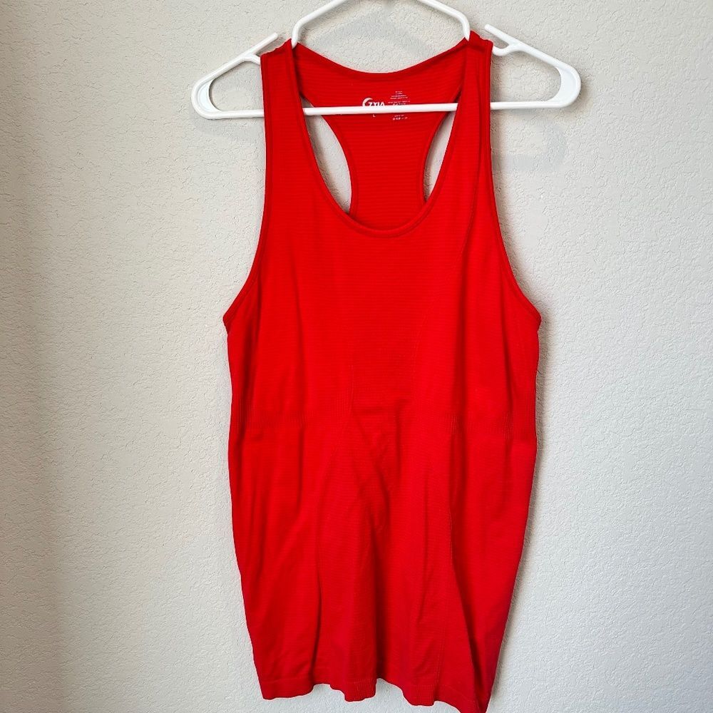 Zyia Red Stretchy Fitted Racerback Athletic Workout Tank - Size Large - EUC